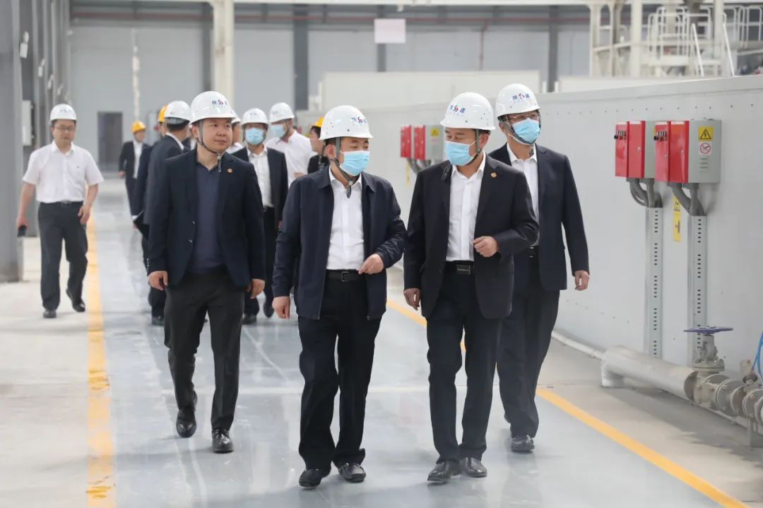 陜建產(chǎn)投集團董事長、黨委副書記付超鋒深入銅川兩公司調(diào)研